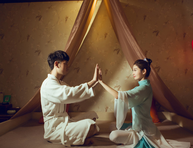 长沙芙蓉区水疗与创造力：当大脑在漂浮中重启